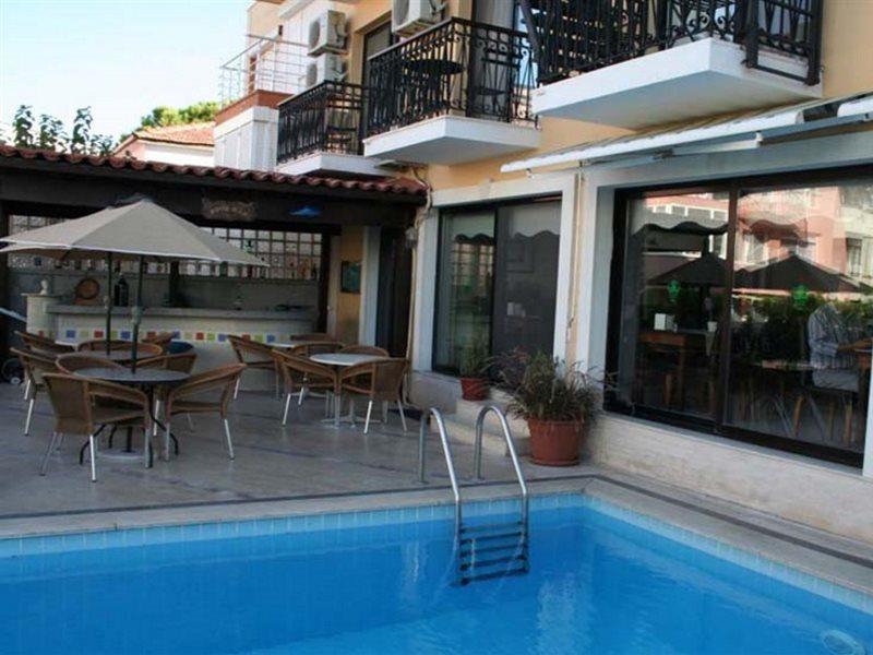Amphora Hotell Foça Eksteriør bilde