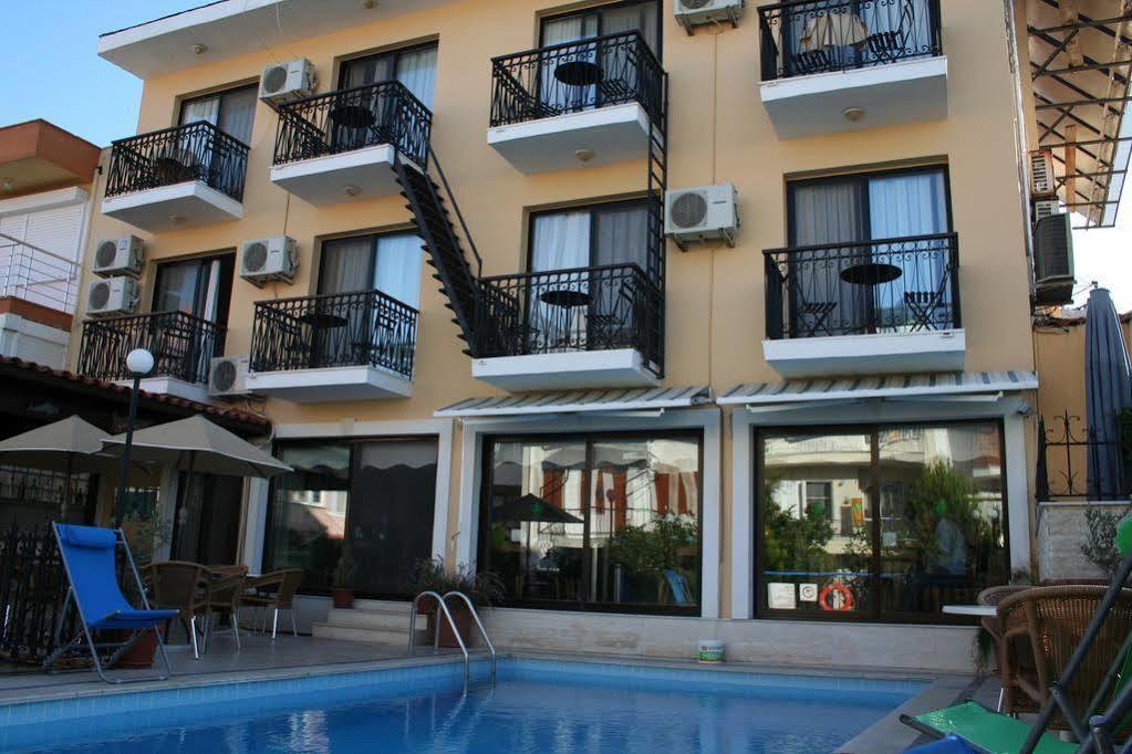 Amphora Hotell Foça Eksteriør bilde